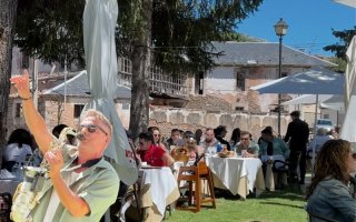 Sobremesas sin siesta: gastronomía y música en directo, el plan del verano en Geras