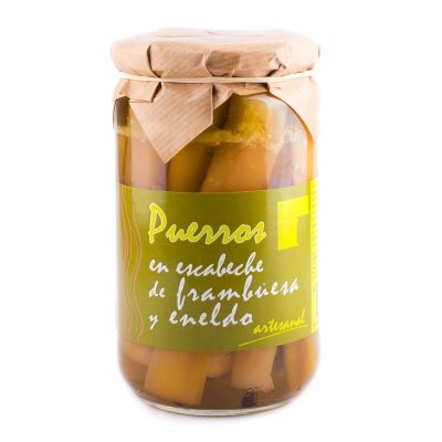 Puerro en escabeche de frambuesa y eneldo